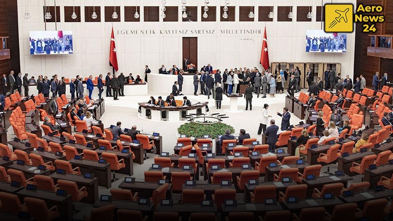 De Turkse Grote Nationale Vergadering is tot 1 oktober met reces.