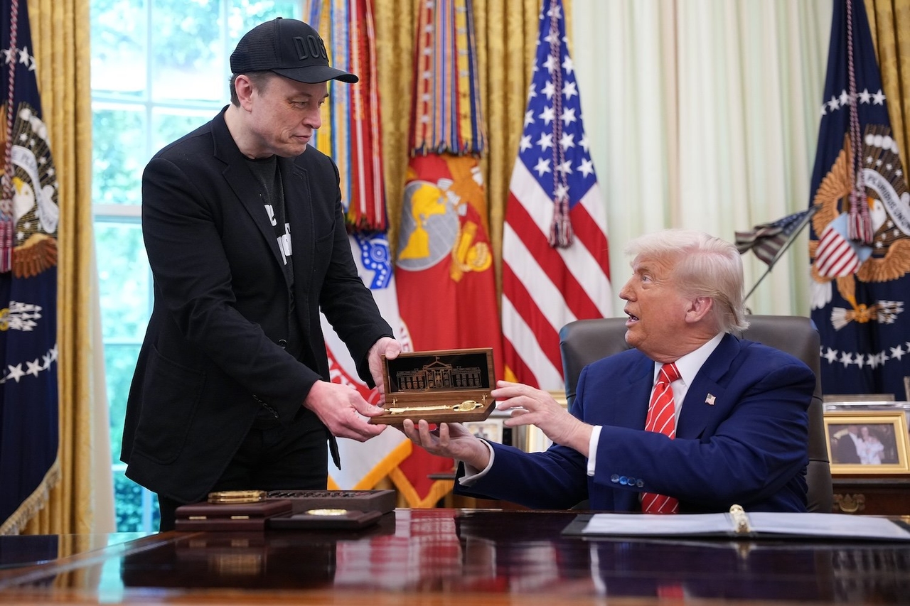 Trump przyznaje, że „Elon naprawdę nie odchodzi” podczas konferencji prasowej DOGE