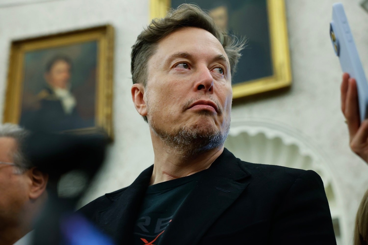Elon Musk no deja de quejarse