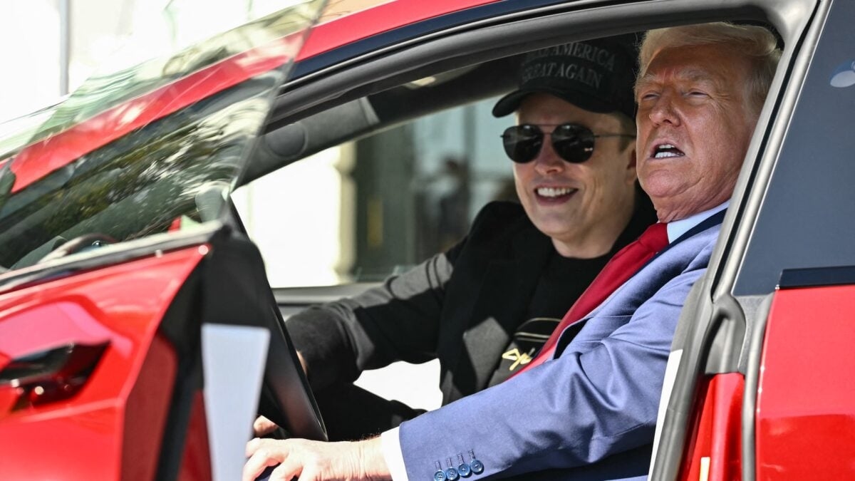 The Funniest Memes About Elon and Trump’s Messy Divorce