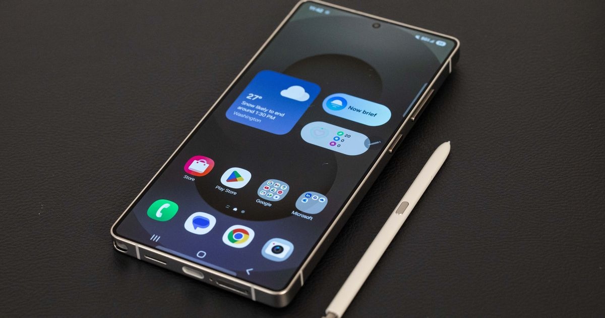 Samsung-Fans schnappen sich Gratisgeschenke im Wert von 548 £, während Käufer sich auf das Sky-Angebot für 46 £ im Monat stürzen