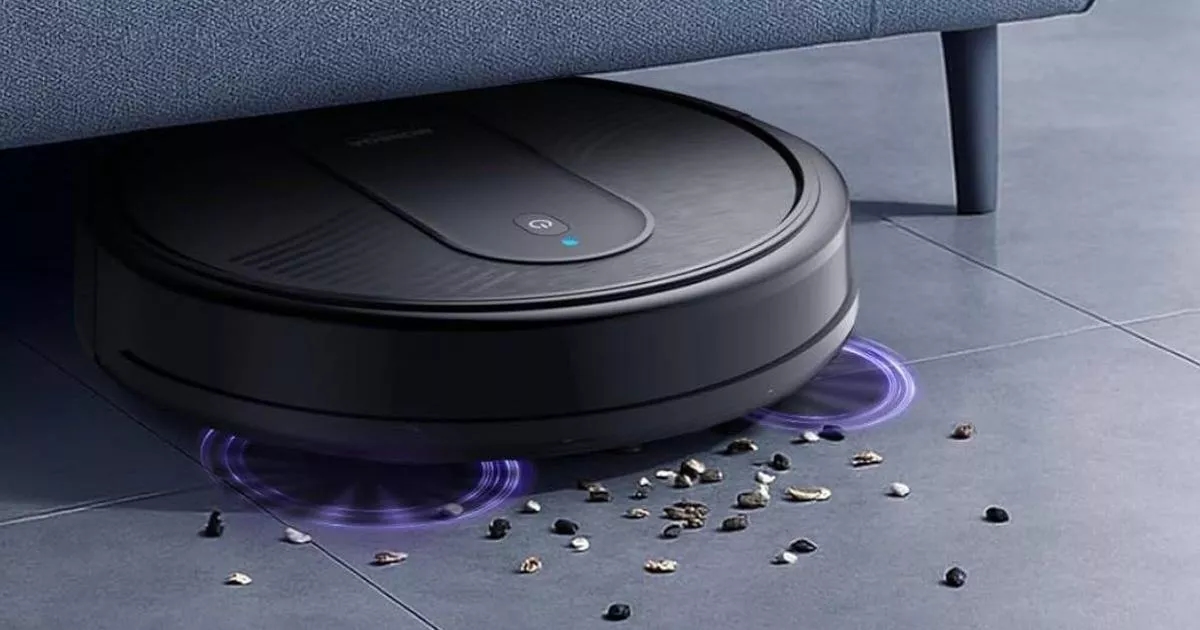 Amazon's 'very effective' robot vacuum is 53% off when shoppers do one quick thing