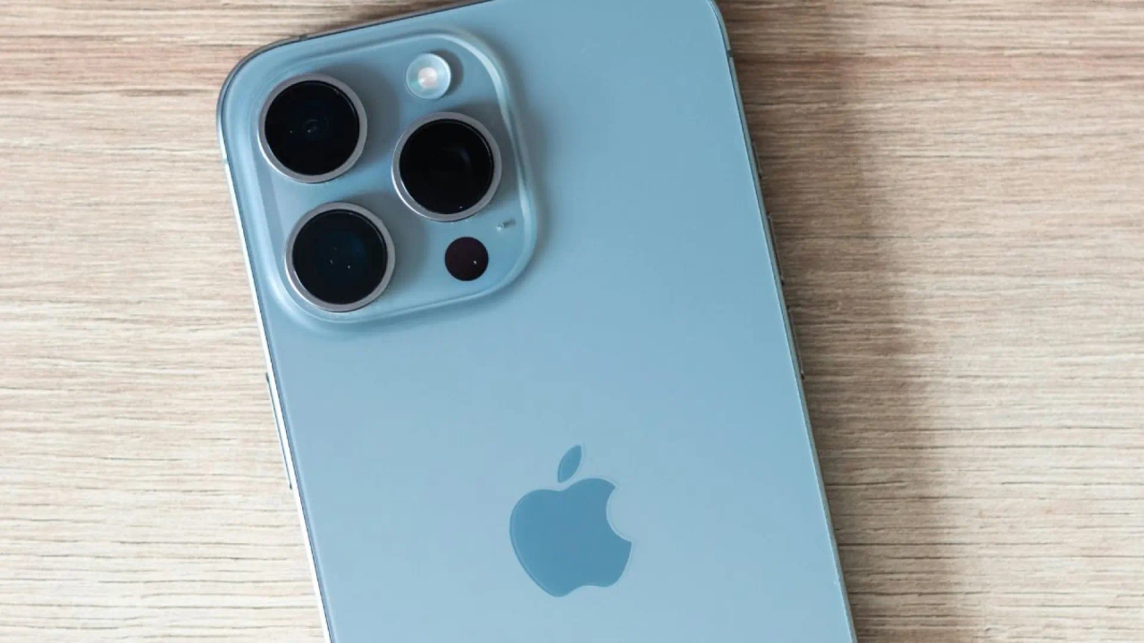Ihr iPhone hält mit iOS 26 länger dank eines neuen geheimen Modus, der Akku spart, ohne dass Sie etwas tun müssen.