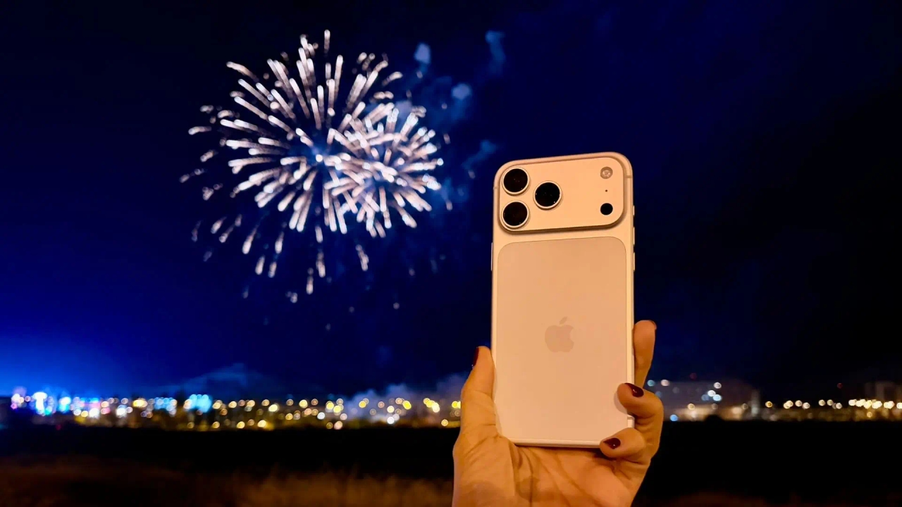 Je teste l'iPhone 17 et l'iPhone 17 Pro Max depuis des semaines : une évolution plus perceptible qu'il n'y paraît.