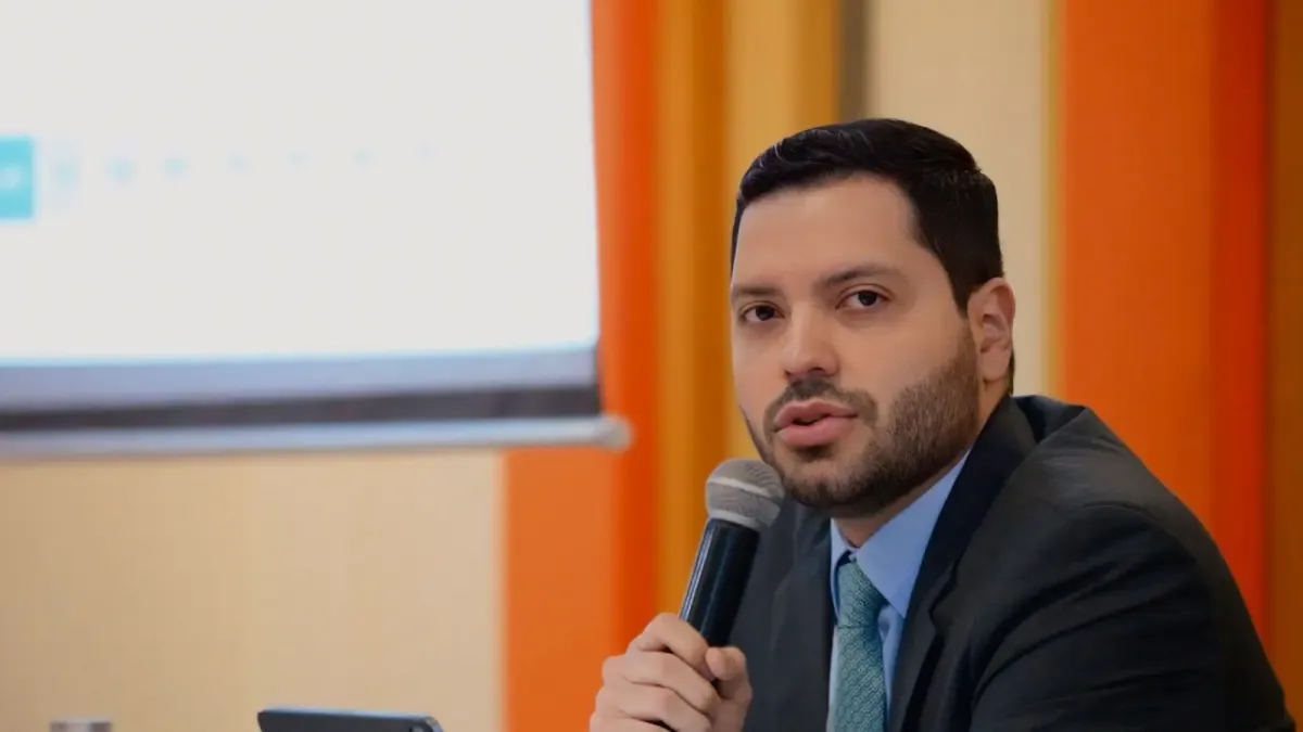 The Comptroller's Office launches the Geoportal, which allows citizens to monitor the progress of public works in Colombia.