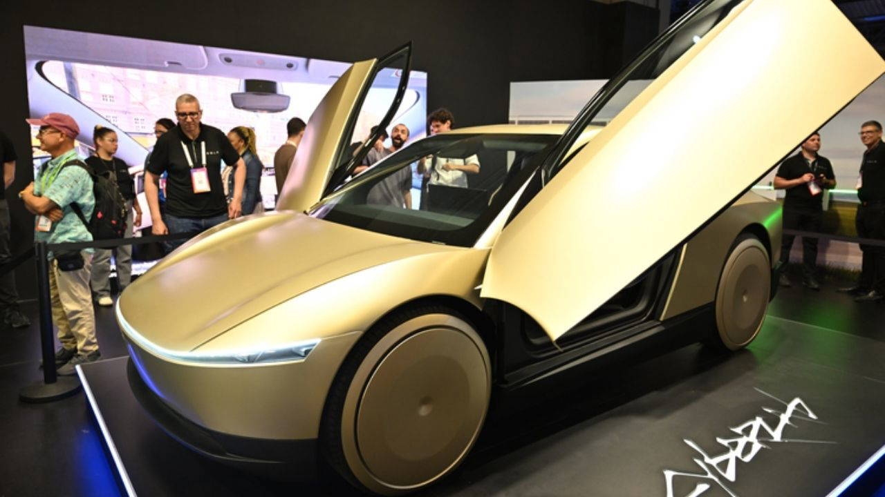 Cybercab, conçu pour fournir un service de taxi sans conducteur, a été exposé