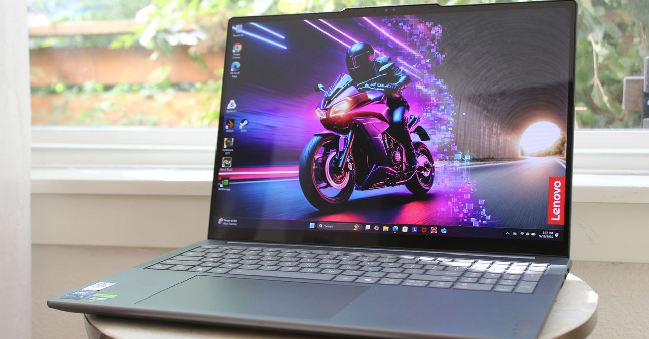 Recensione del Lenovo Yoga Pro 9i 16: un vero rivale del MacBook Pro?