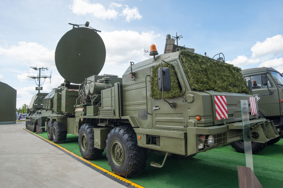 La Russia ha schierato equipaggiamenti pericolosi e sta attaccando massicciamente la Polonia.