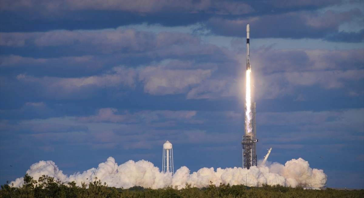 Zuid-Korea lanceert zijn vijfde spionage-satelliet in de ruimte om zijn toezicht op Noord-Korea te versterken