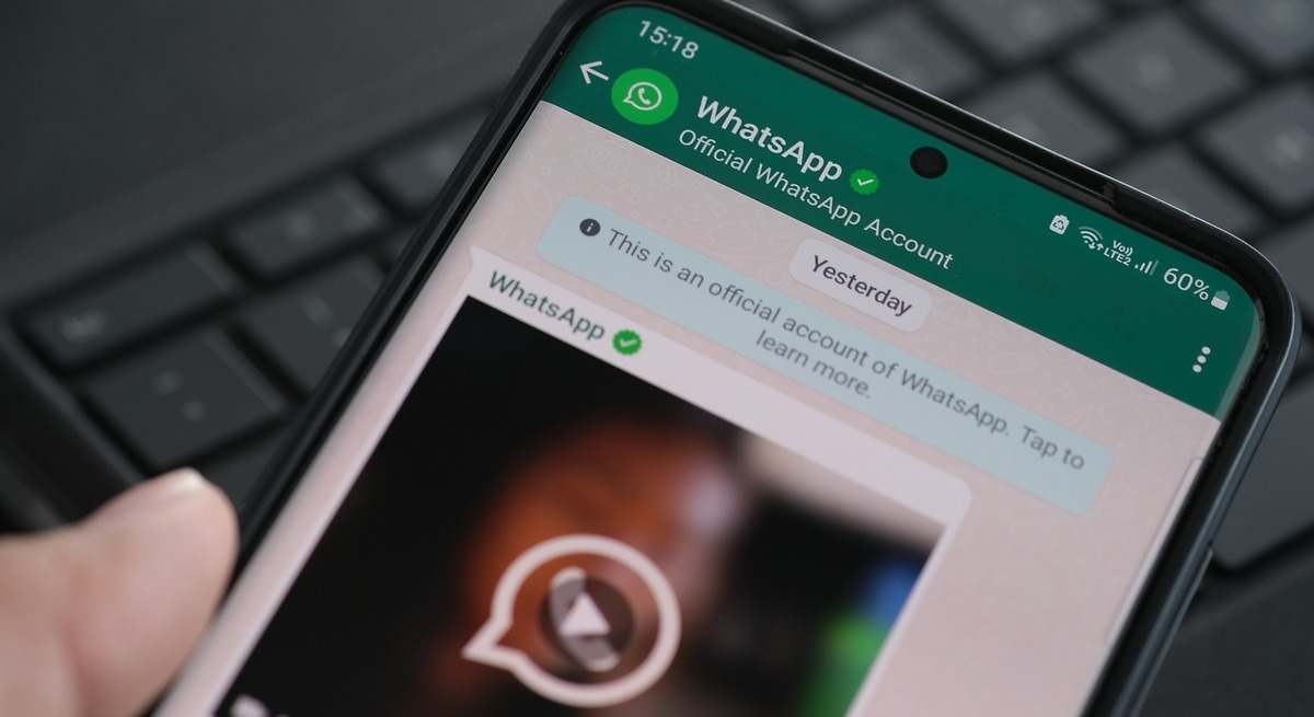 Kongres USA zakazał pracownikom instalowania WhatsApp ze względu na zagrożenia cyberbezpieczeństwa.