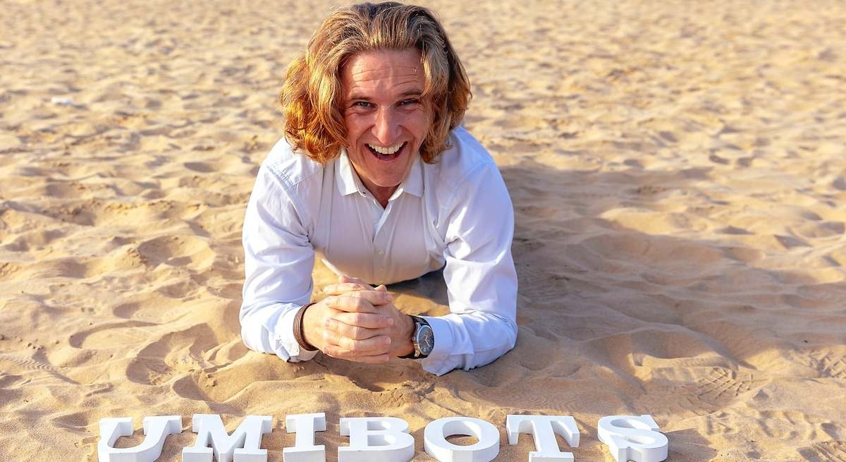 A startup disruptiva Umibots e a FFC Medio Ambiente otimizam a limpeza de praias com robôs.