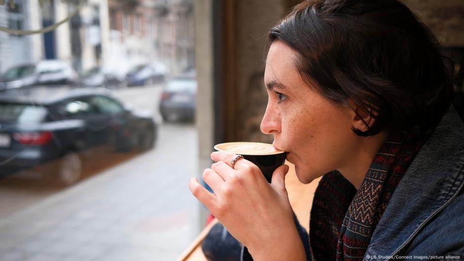 Nieuw onderzoek: Vrouwen verouderen beter als ze koffie drinken