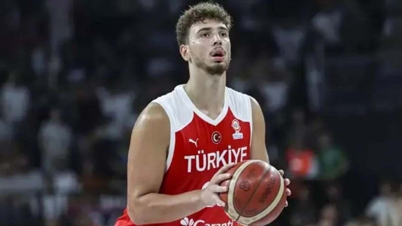 ¡Se ha revelado qué equipo apoya Alperen Şengün!