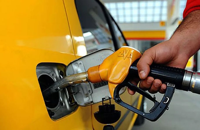 Kryzys w Zatoce Perskiej obniża cenę ropy Brent! Zniżka na olej napędowy już w drodze