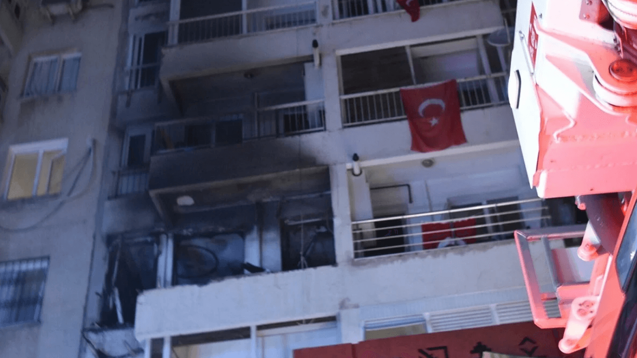 Explosion dans un immeuble à minuit à Izmir ! 4 blessés