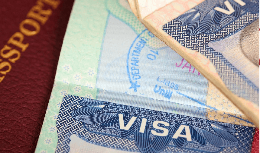 Requisitos de redes sociales para solicitudes de visa estadounidense para turcos