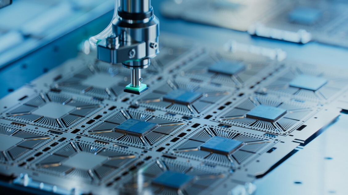 Um centro de pesquisa e design de microchips é inaugurado em Bolonha