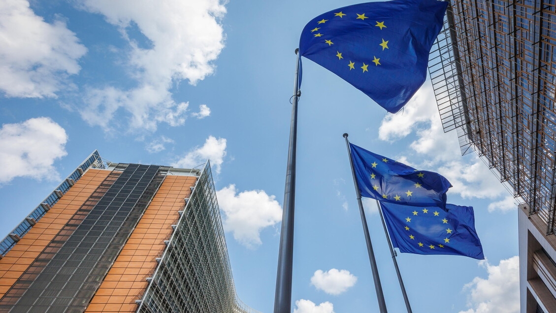 Sources, EU Commission to present AI Model Code on Thursday