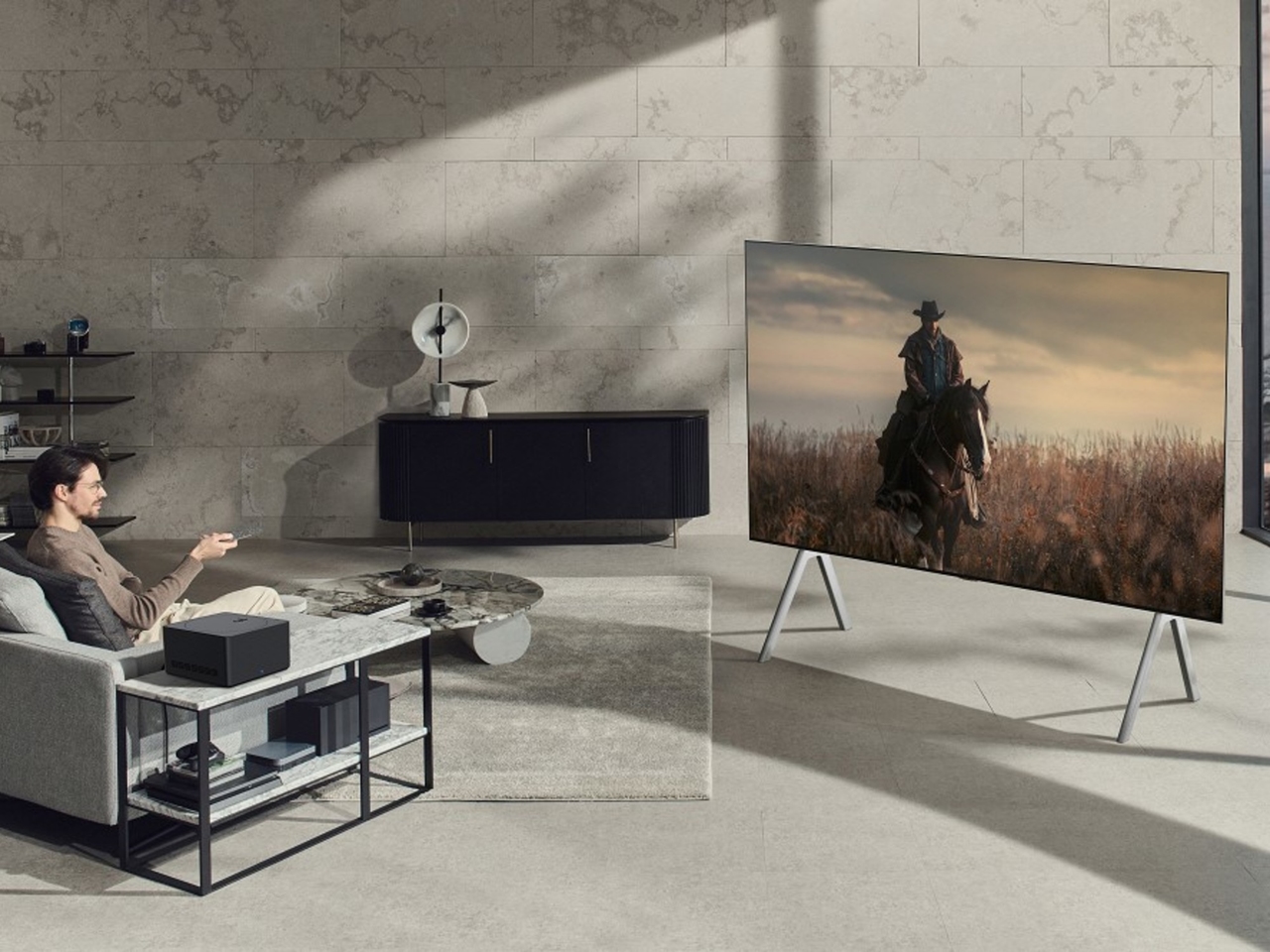 Smart TV da 85 pollici: quanto costa avere un home theater?
