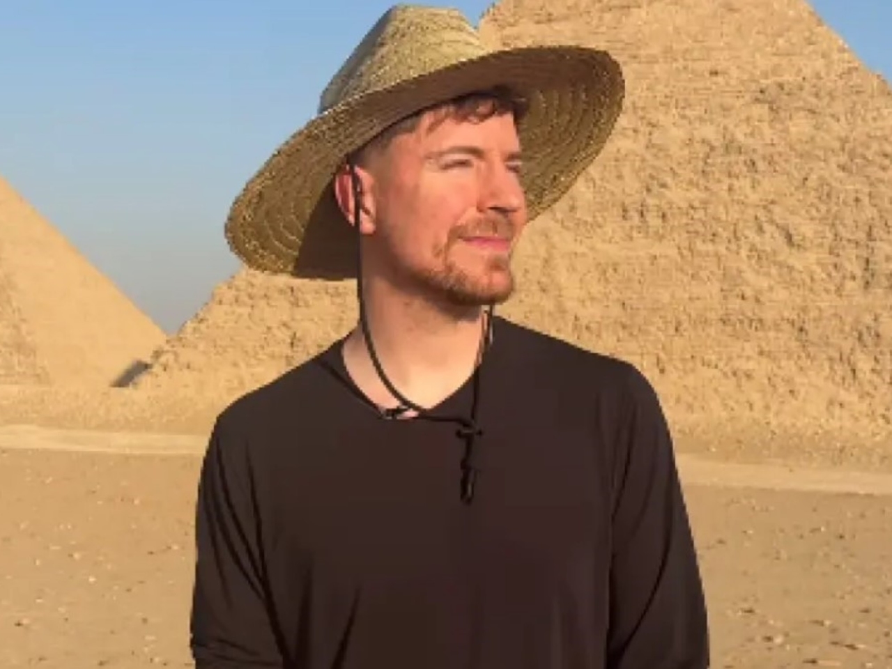 MrBeast, le YouTuber le plus célèbre au monde, est devenu le premier à atteindre 400 millions d'abonnés.