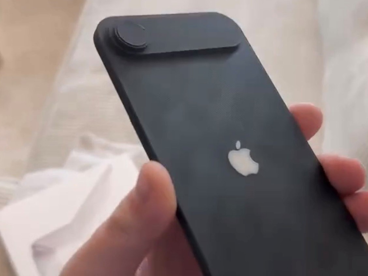 iPhone 17 Air sorunları: Apple, bir sonraki ultra ince telefonunun herkese hitap etmeyeceğini itiraf ediyor
