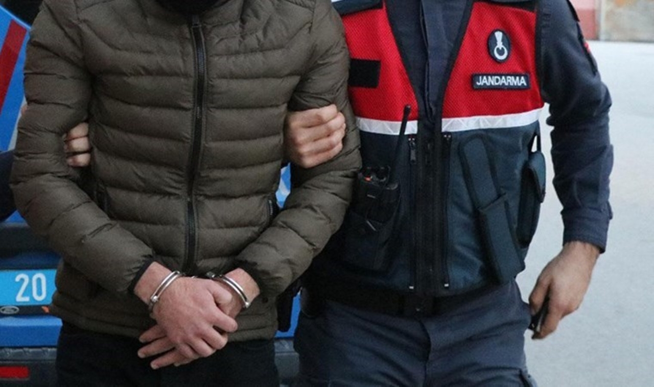Ils ont installé un système de climatisation dans la maison ! Raid « chanvre » à Adana : 4 personnes arrêtées