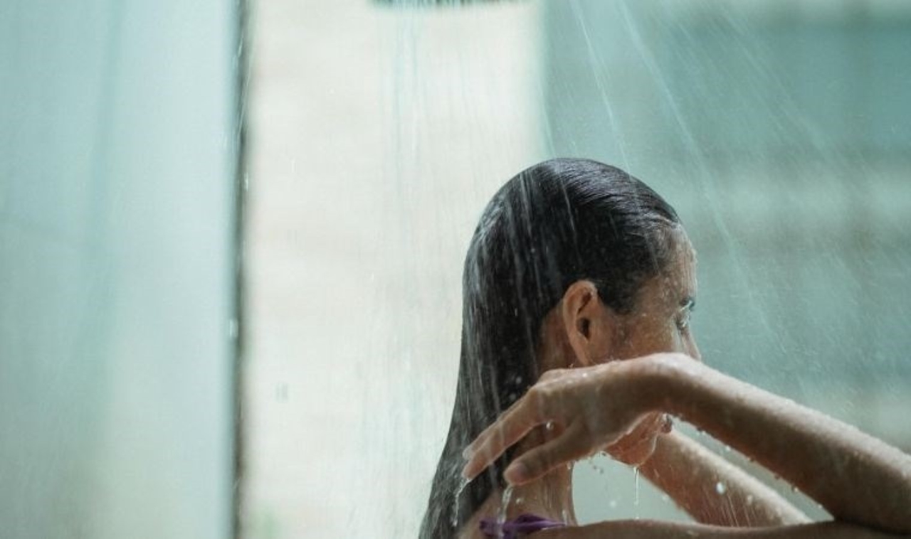 Vous prenez peut-être une mauvaise douche ! Quelle est la bonne méthode ?
