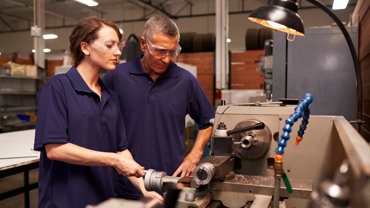 Hersteller setzen auf lokale Produktion, um Lieferkettenengpässe zu überwinden