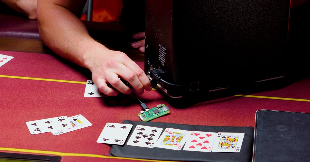 Come i mescolatori di carte hackerati avrebbero reso possibile una truffa di poker alimentata dalla mafia che ha scosso l'NBA