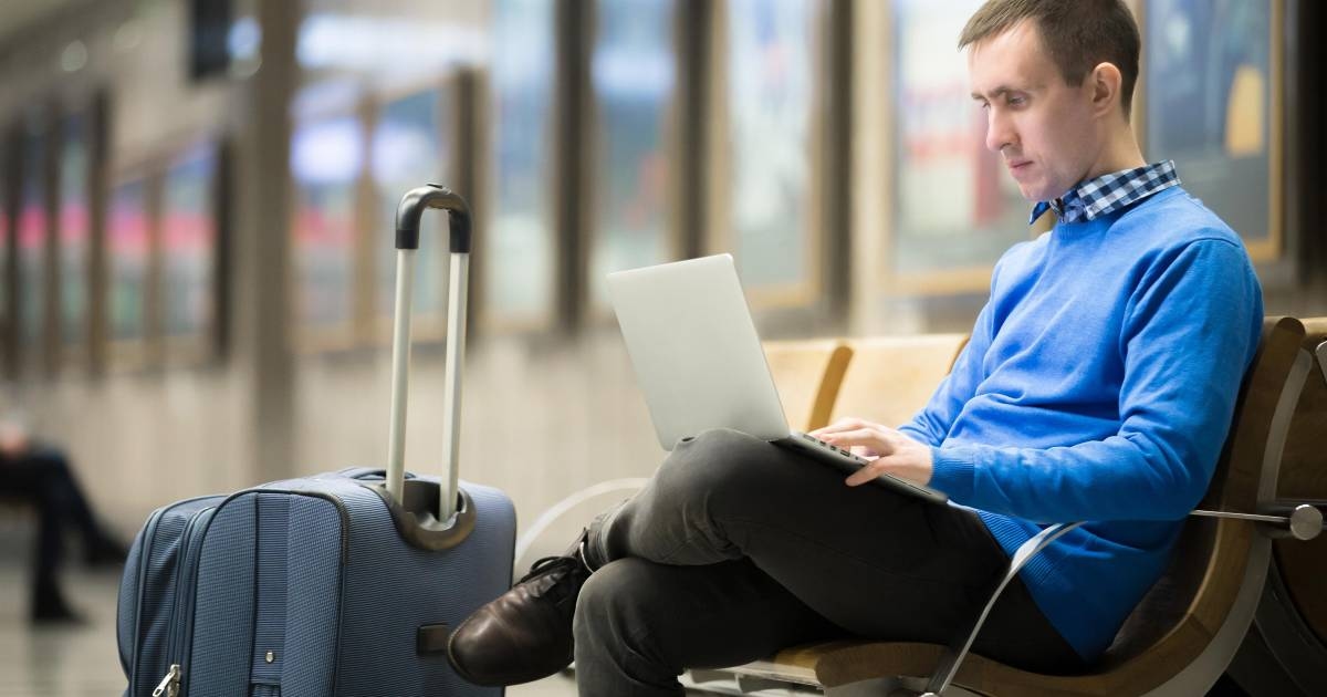 How can I work remotely with public Wi-Fi in 'safe mode'?